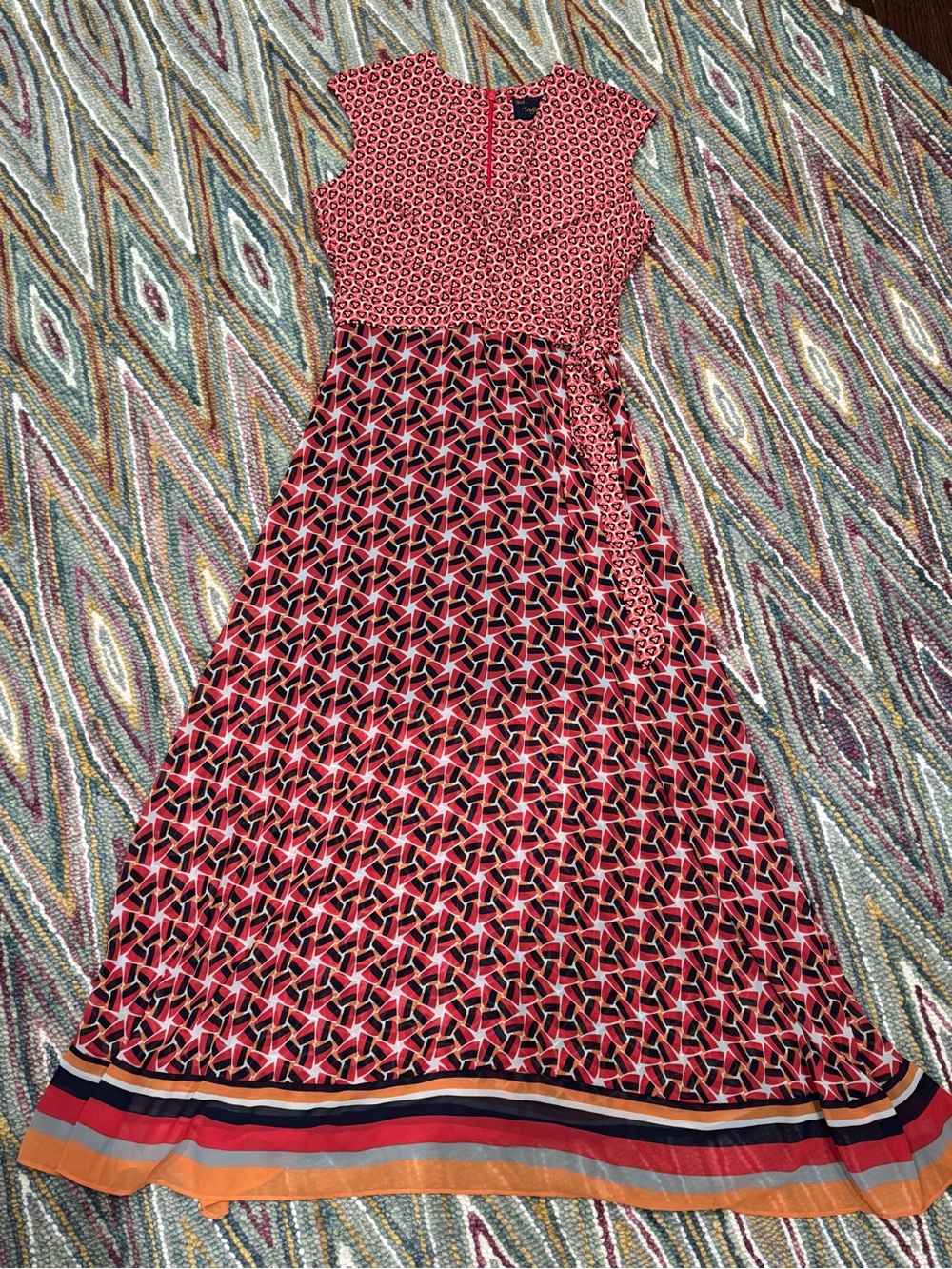 ◾️🍓 Taylor Red Geometric Print Maxi Dress NWOT 🍓◾️ - Picture 10 of 12